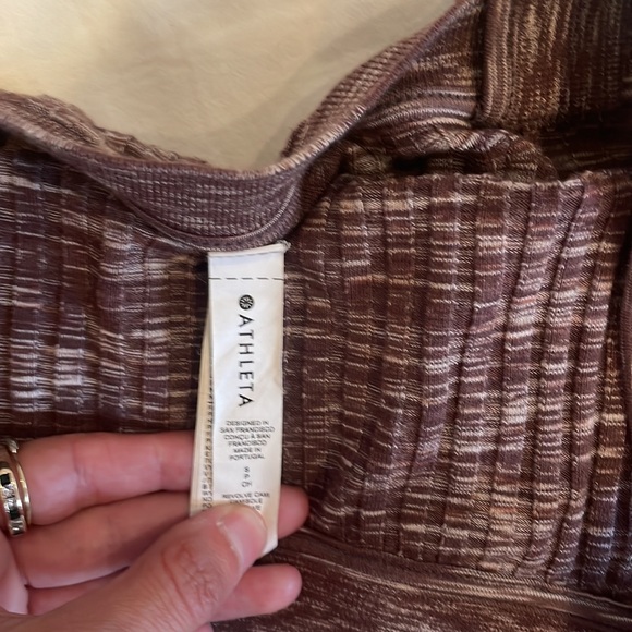 Athleta crop top - Picture 2 of 2